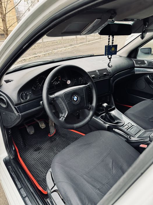 Срочно продам Bmw e39