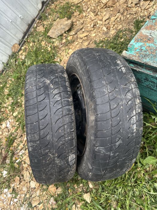 Продам летнюю резину на 13