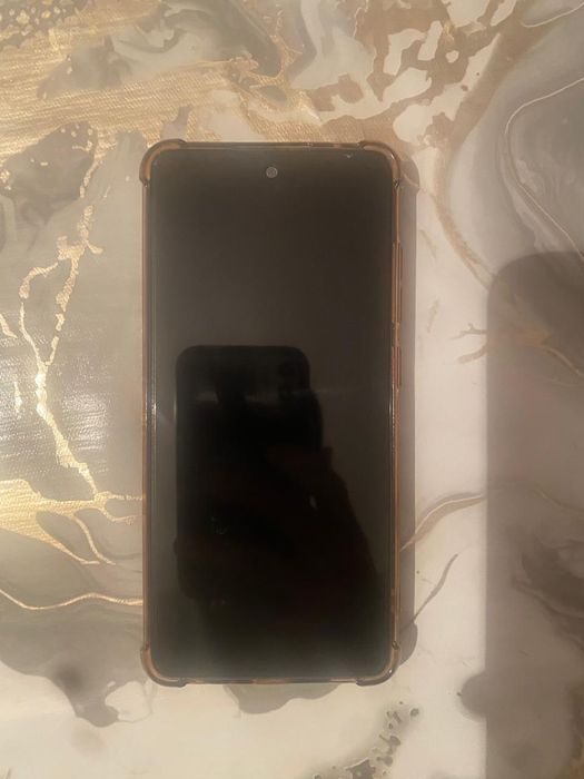 Продам телефон Самсунг А52