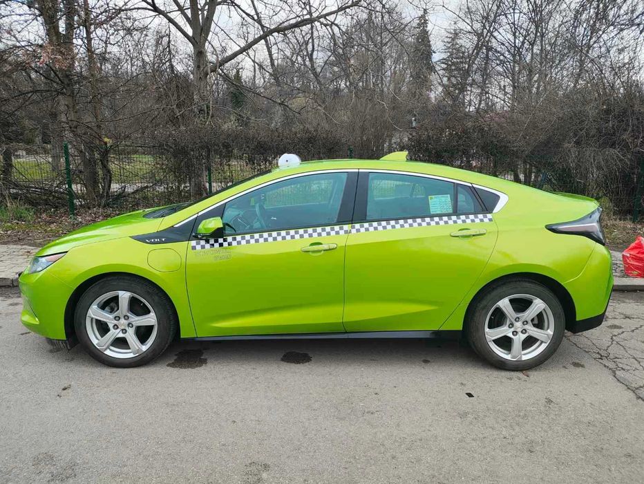 Такси под Аренда към Taxi Me,Chevrolet Volt Plug in Hybryd като чисто нов-65лв/33 евро на ден