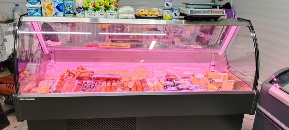 Витринный холодильник