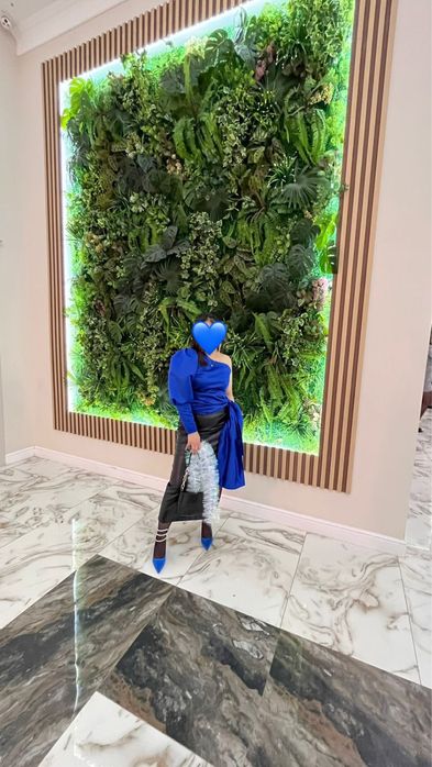 Двойка красного цвета