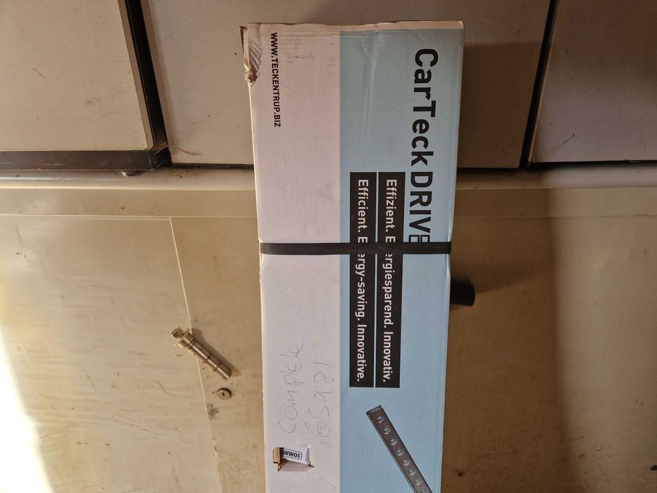 Automatizare completa usă garaj