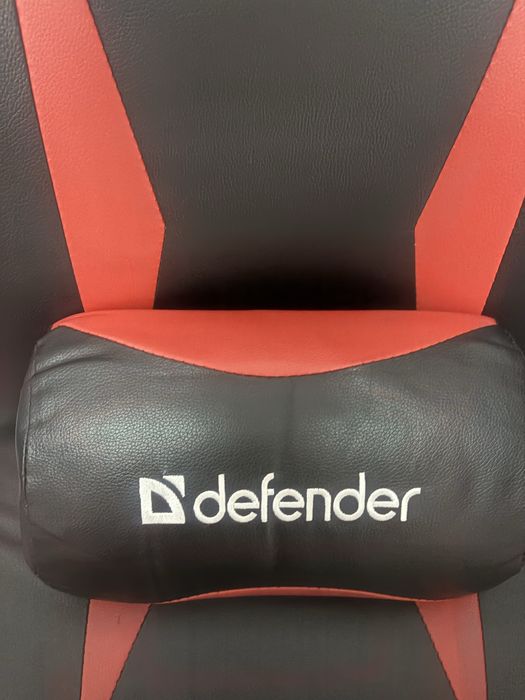 Игровое кресло Defender Master