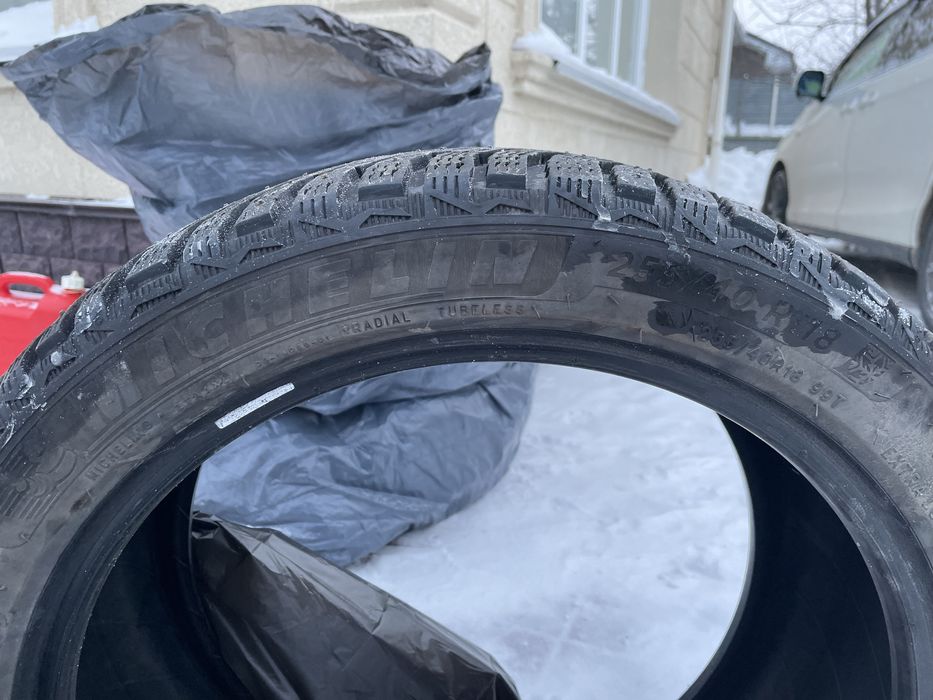 Продам зимнюю резину