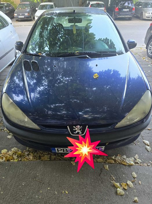 Автомобил Пежо 206