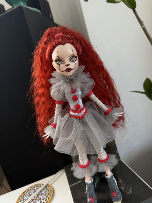 Monster High Skullector It Pennywise
