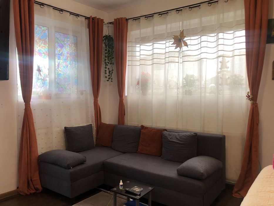 Vând Canapea Extensibilă