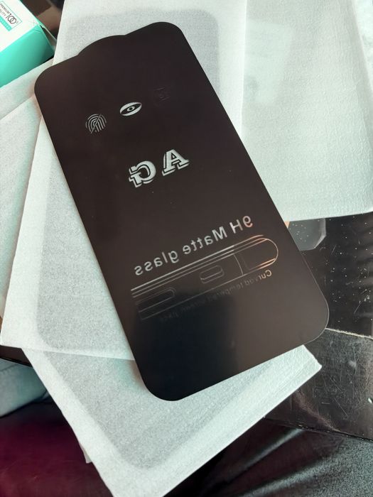 Стълени протектори за iphone 15 pro