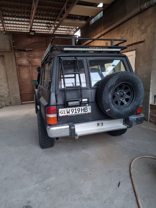 Nissan Patrol Y60