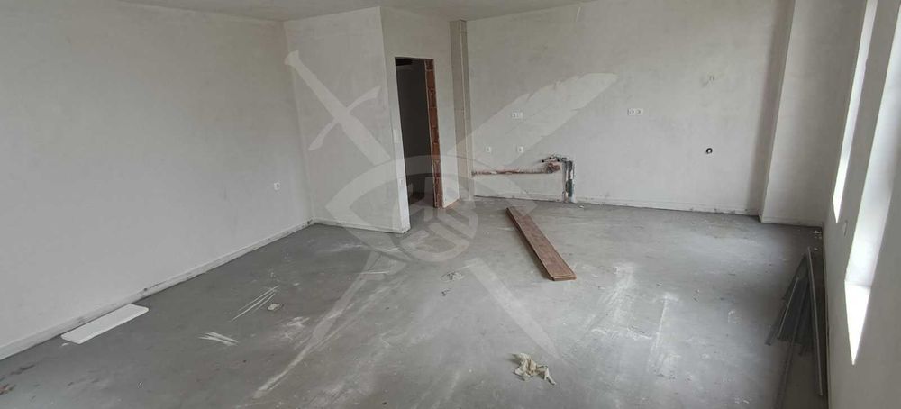 Продава се Двустаен апартамент в Пловдив, Христо Смирненски - 76 кв.м за 1540 €/кв.м - Снимка #3