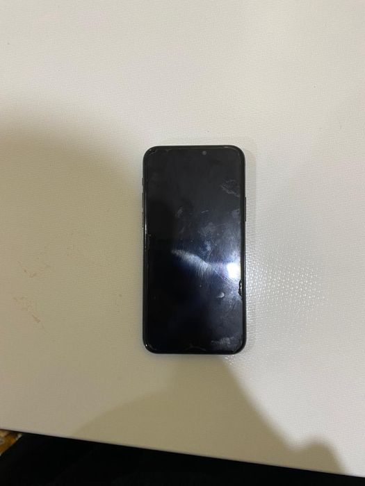 Срочно Продам Айфон 11 про