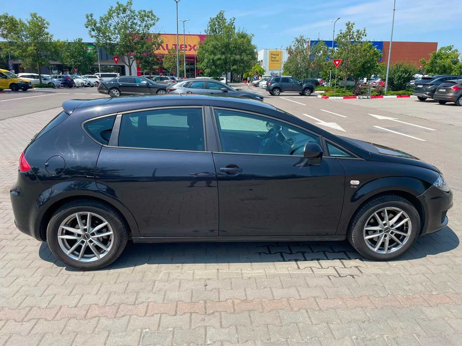 SEAT Leon 2011 — imagine 4