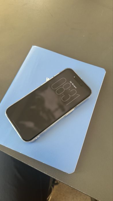 продаю Iphone 15 pro