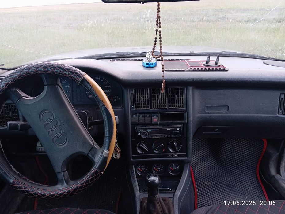 Продам ауди б4 1992 года