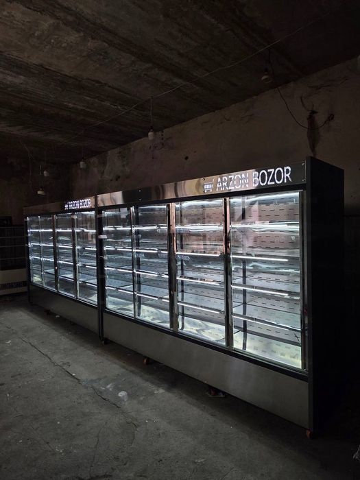 Витрина холодильник