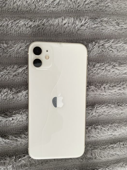 Продам iphone 11