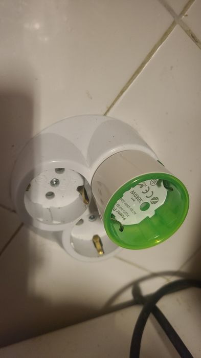 Най-компактния Tuya/Smartlife ZigBee смарт контакт 16А 3680W