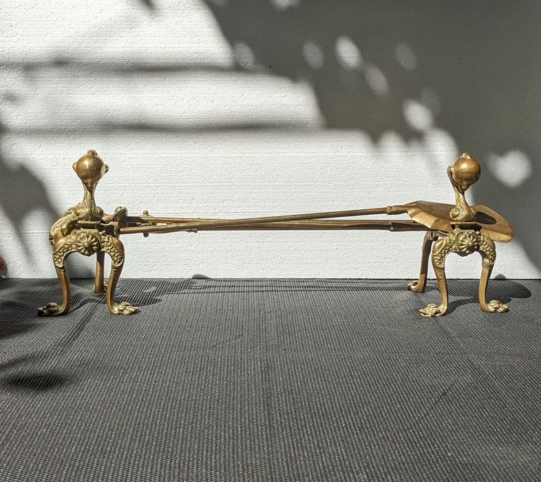 Unelte pt semineu, bronz ,gheara cu bila