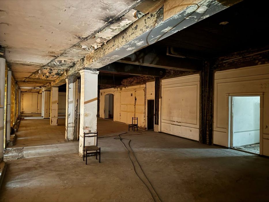 Ц-2 | Консерватория - Продается нежилое помещение вдоль дороги 844м2