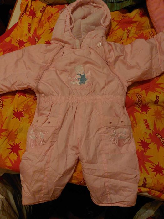 Продавам детски дрешки за момиче и момче до 3 години