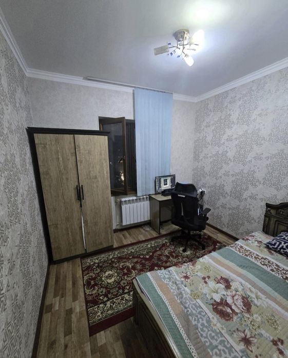 Продаётся в М.Улугбекском Р-не Ттз А.Югнакий 3/4/5 Балкон 2Х6 НеТорец