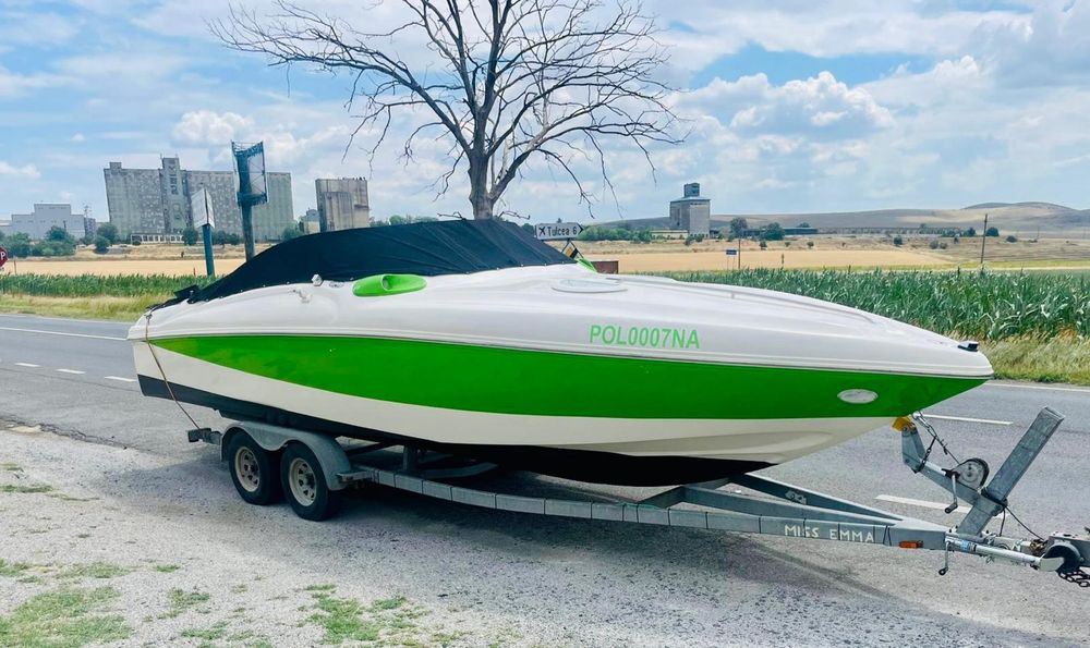 Barca Rinker Captiva 262 SS
