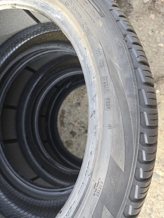 4бр. 285 40 22 Pirelli всесезонни.