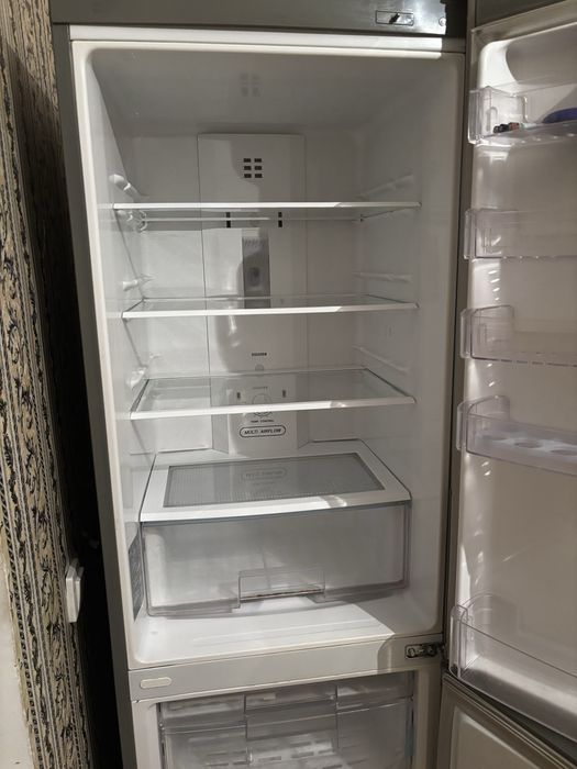 *Холодильник срочно*