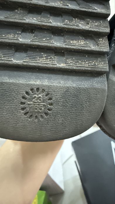 Продам зиние сапоги на мальчика