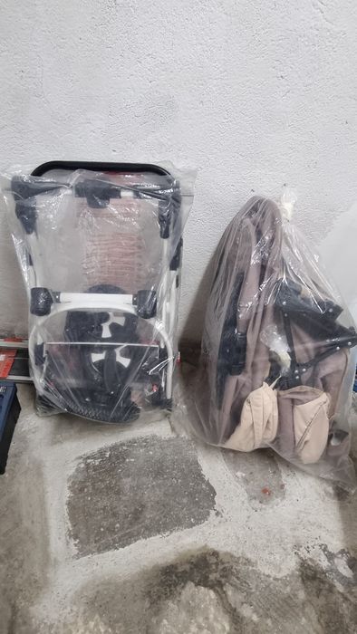 Продавам бебешка количка 2 в 1 lorelli viola