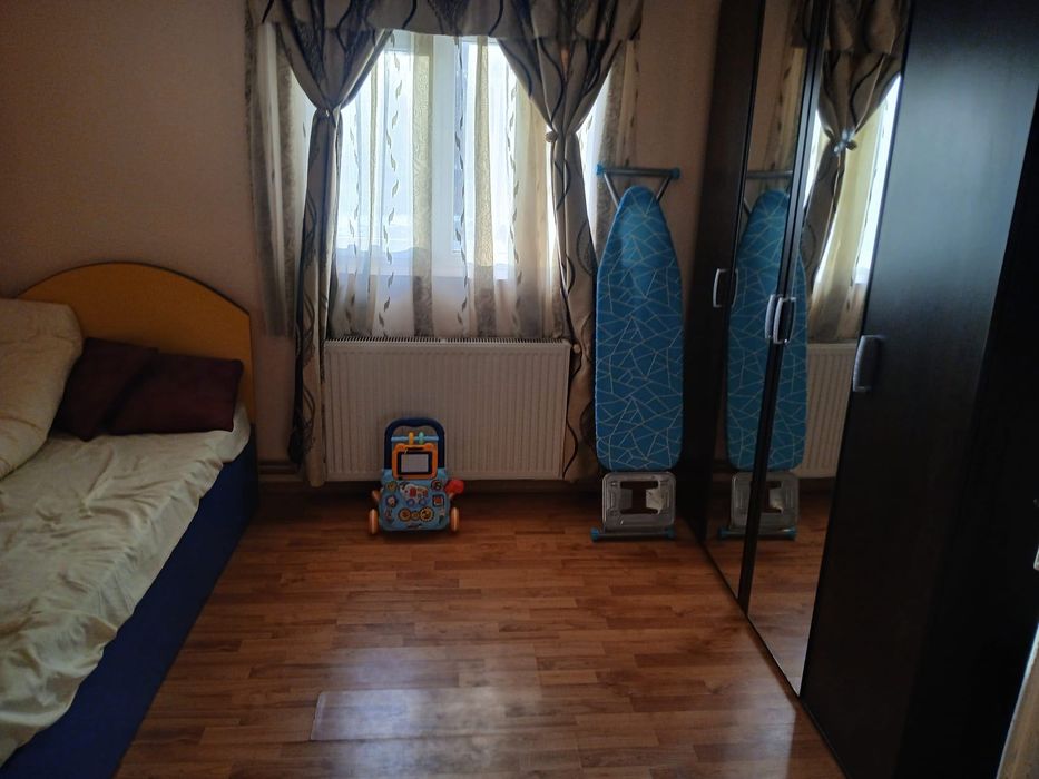 Casa de vanzare-imobiliare