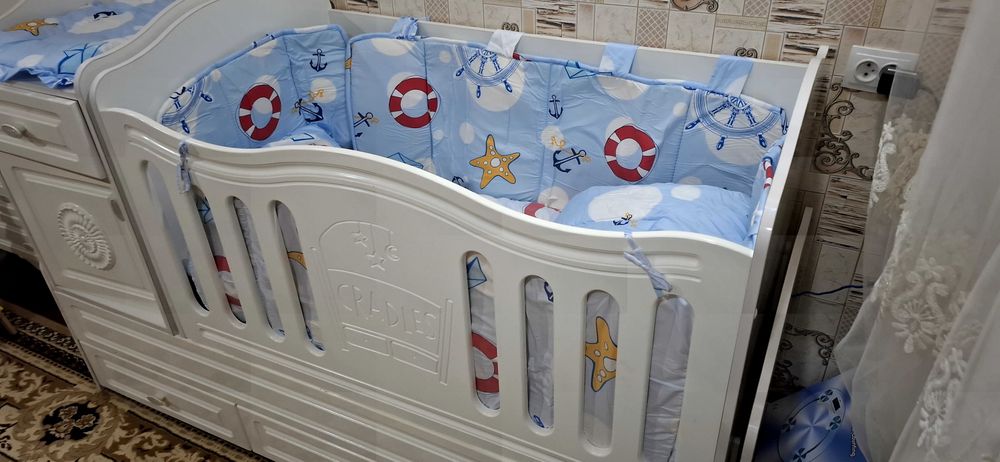 Детски кроват и детское гнездо