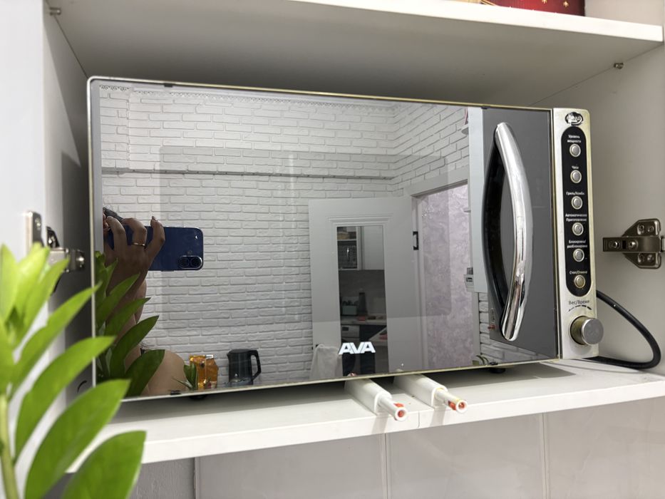 Микроволновка AVA