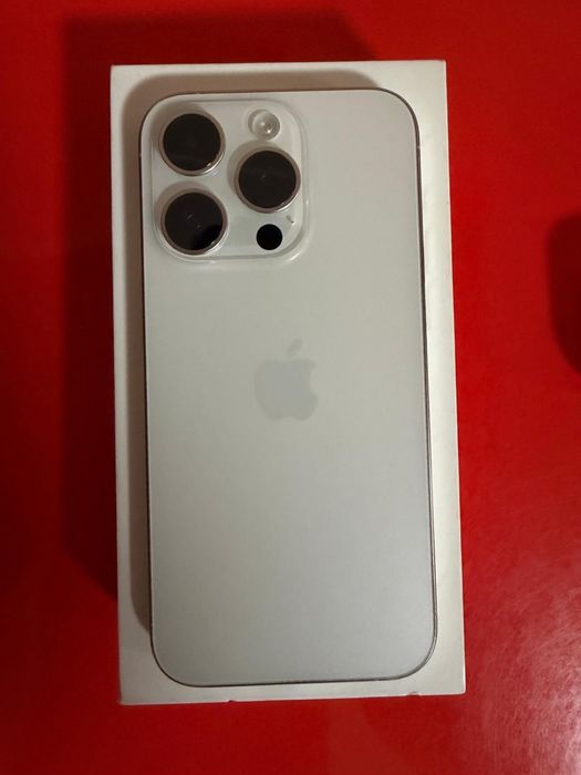 Iphone 15 pro withe 128 Gb