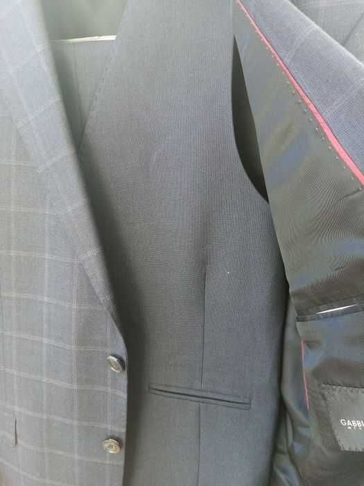 Продается мужской костюм