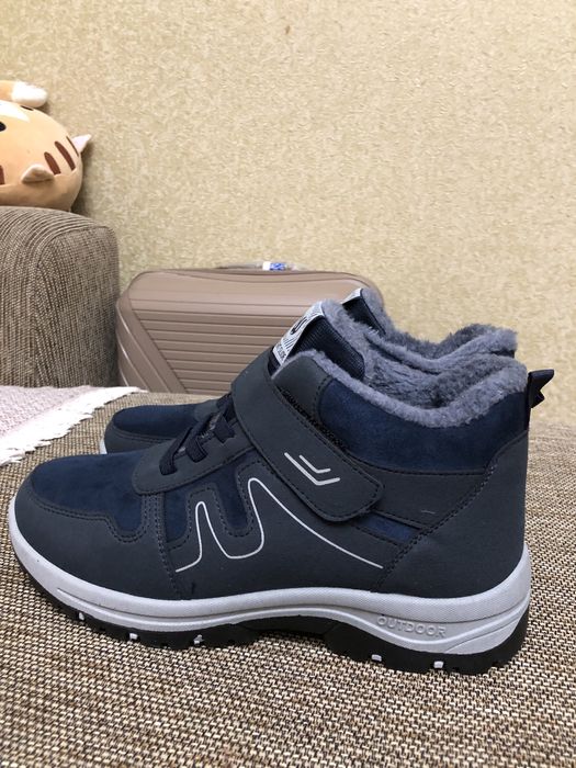 Зимние кроссовки