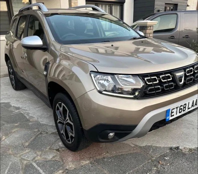 Dezmembrez Dacia Duster facelift 2022 1.3 si non facelift 2018  1.6
