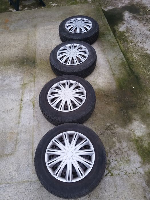 Продавам зимни гуми "Barum 14'' + метални джанти 5×100