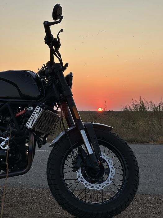 scrambler 300 fuego