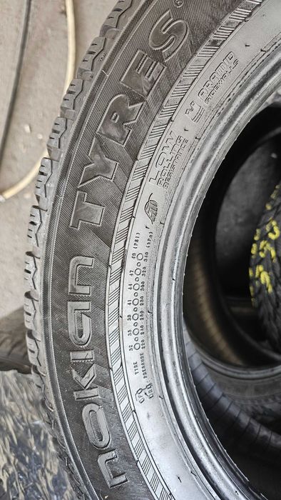Anvelope 225 60 18 NOKIAN iarna