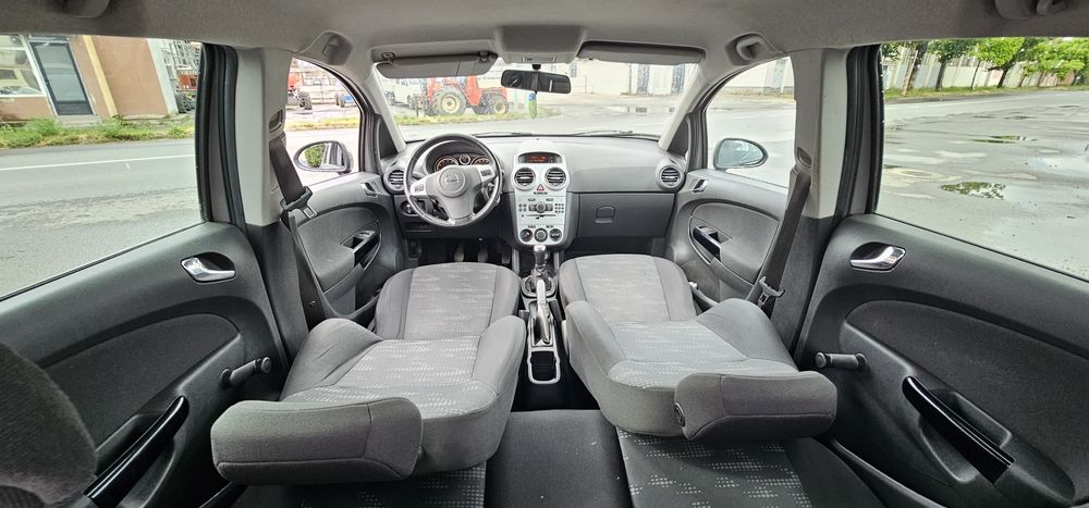 Opel corsa 1.4 benzina classic 86 cp euro 5 numere rosii valabile