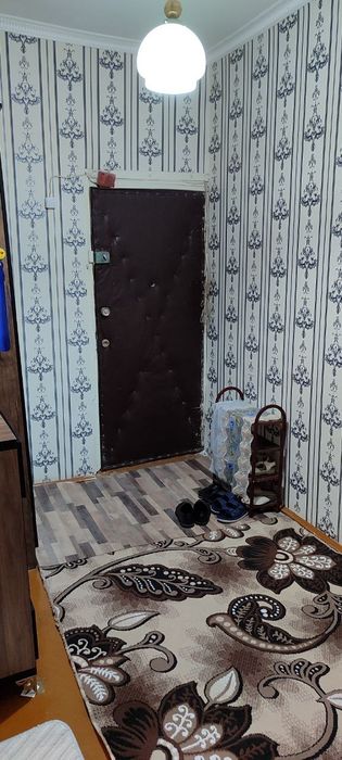 Qarshi Shahri, paxtazor m/,t, 3 xonali Uy sotiladi.