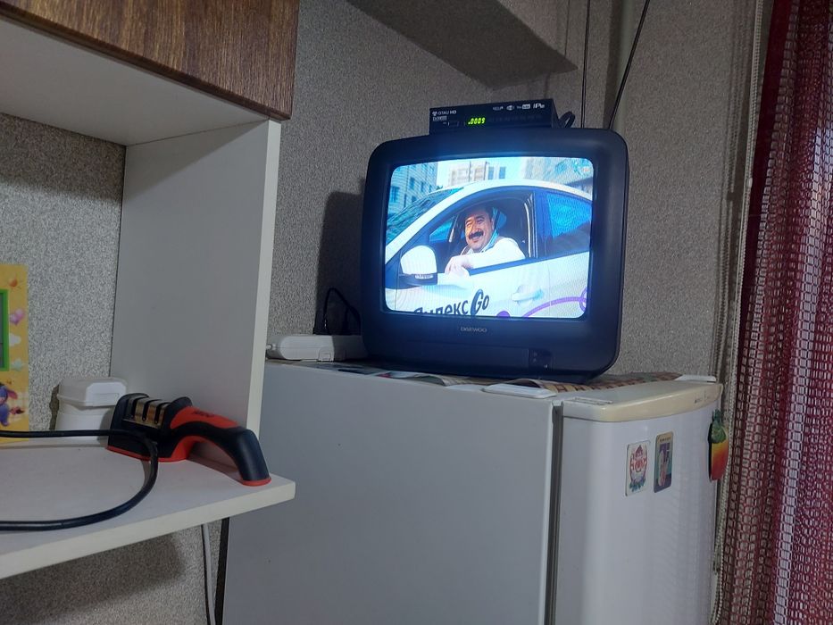 Цветной телевизор Daewoo