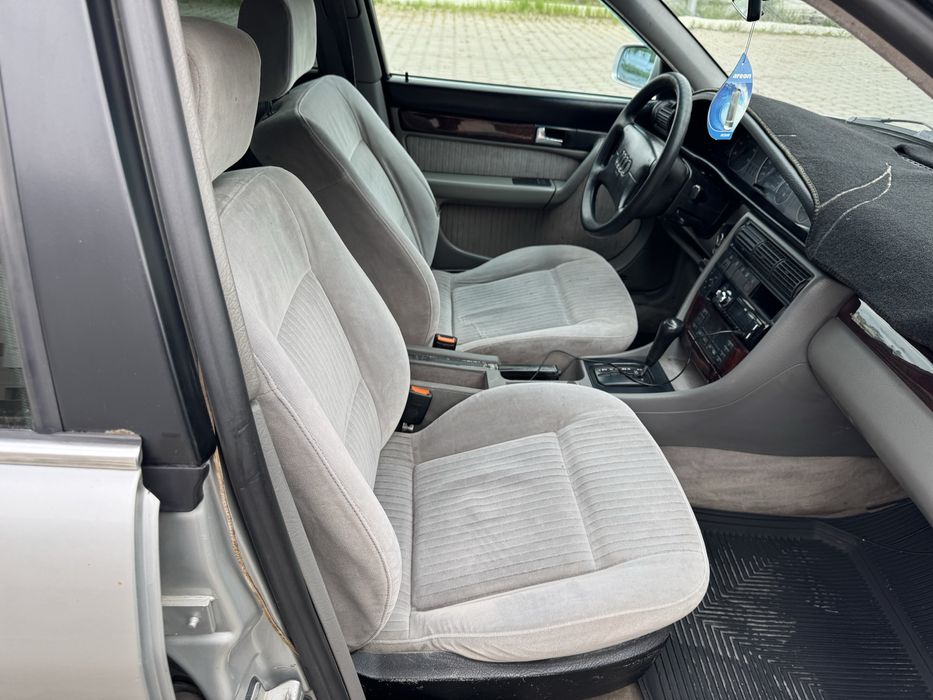Ауди А6 автомат 2.6