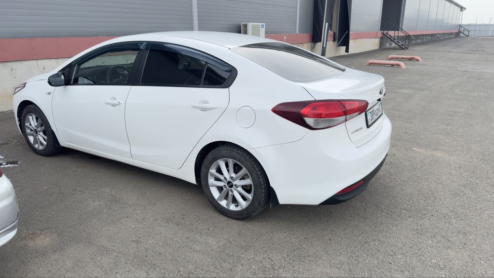 Kia Cerato 2017года