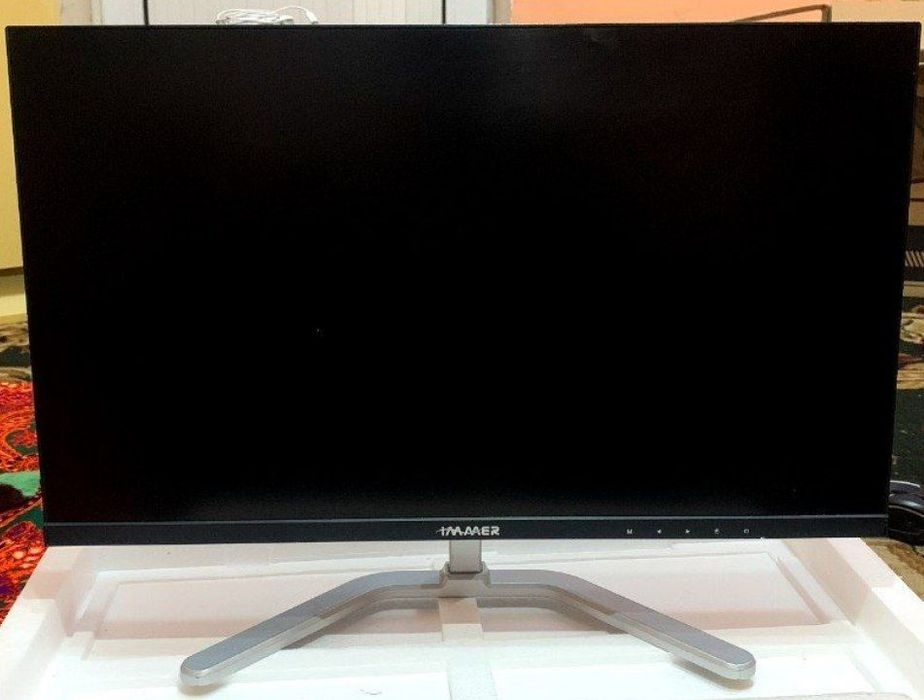 Kompyuter sotiladi, yangidek!