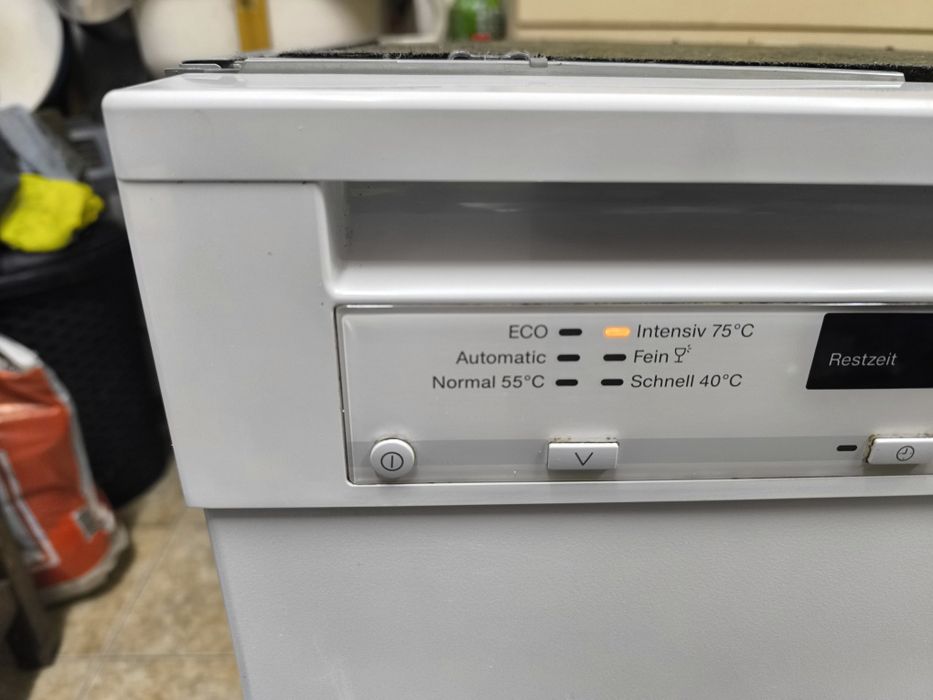 Съдомиялна Miele G 6700 SCU - на 45см.