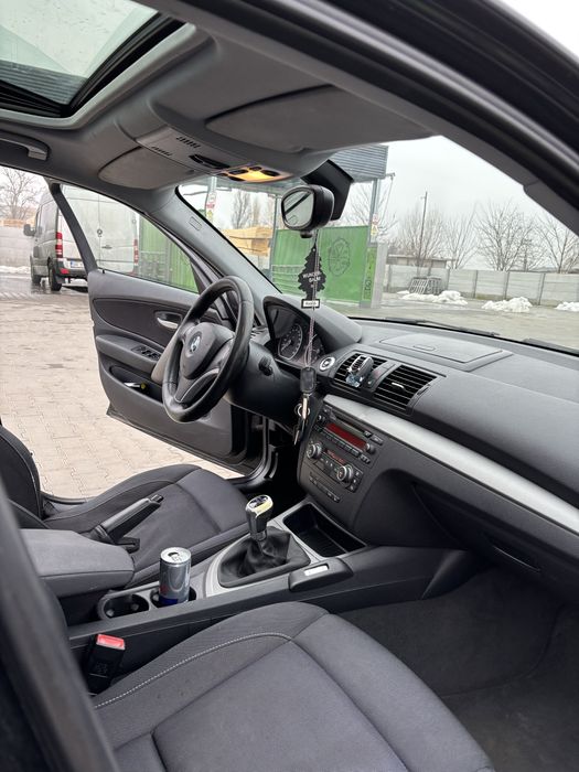 Vând BMW 118d (2009)