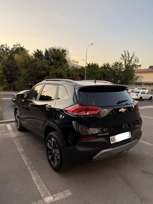 Tracker premier